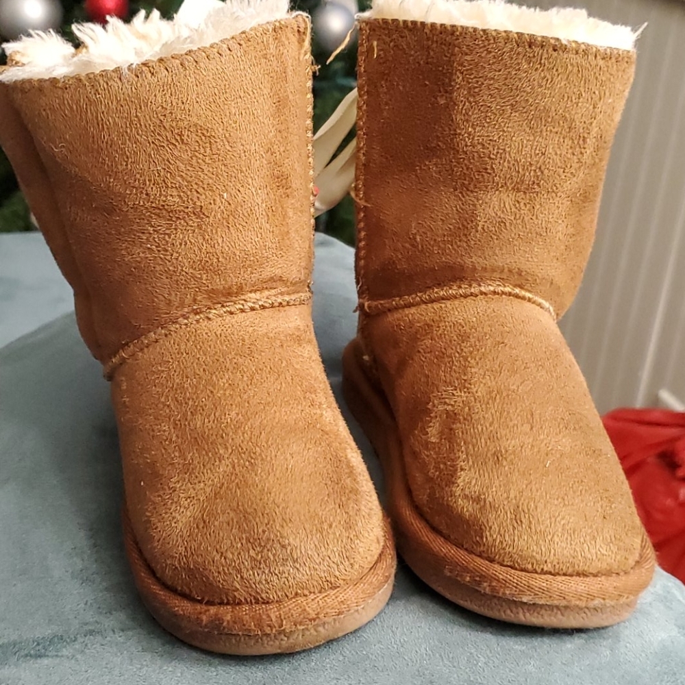 Girls  Ribbon fur boots